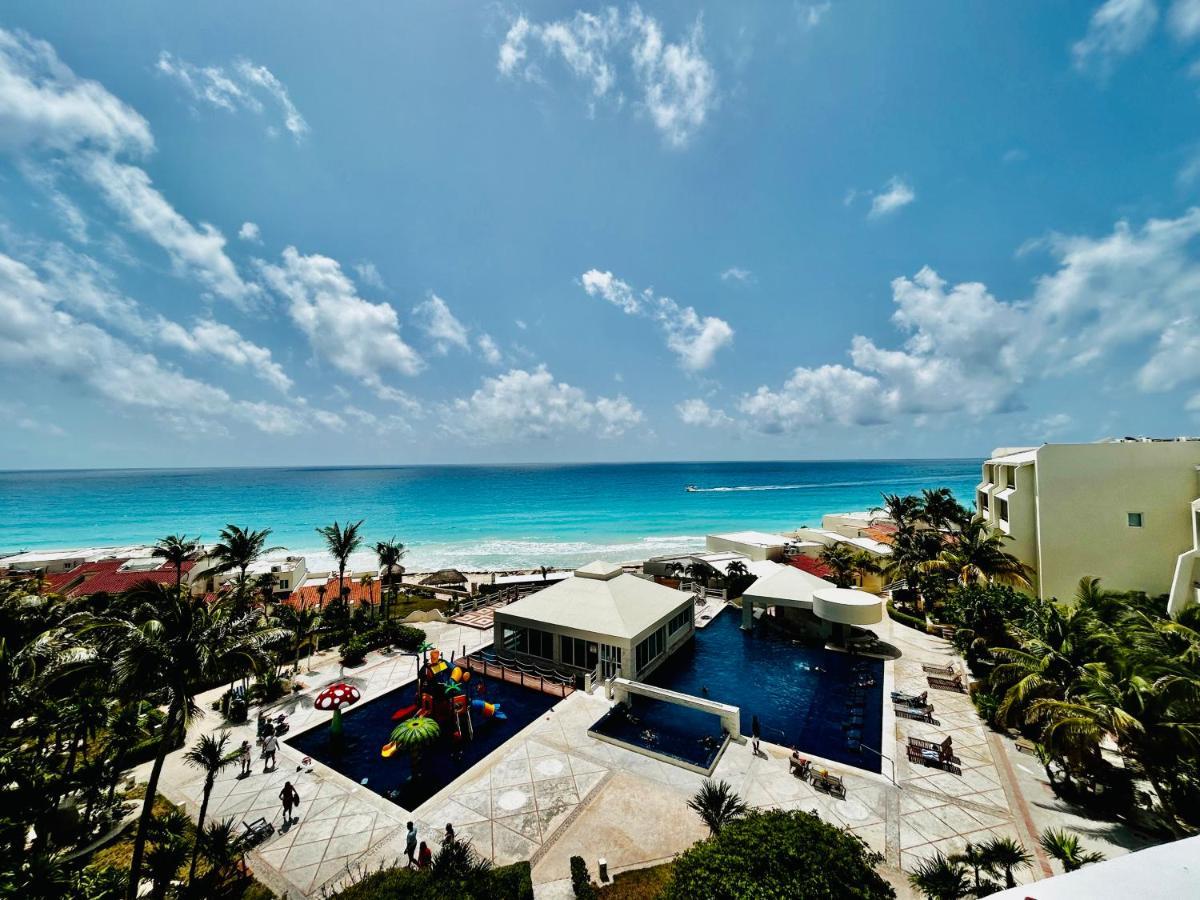 Solymar Beach Condos Cancún Exterior foto